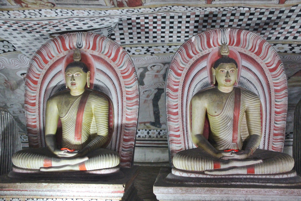 double-bouddha-dambulla