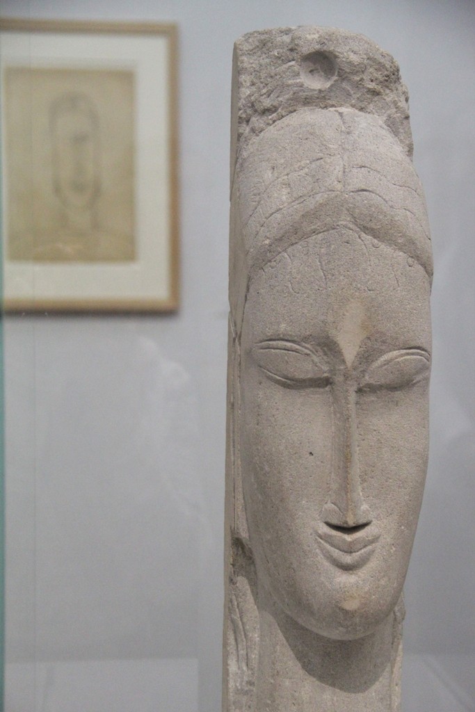 sculpture-droit-modigliani-lam-lille