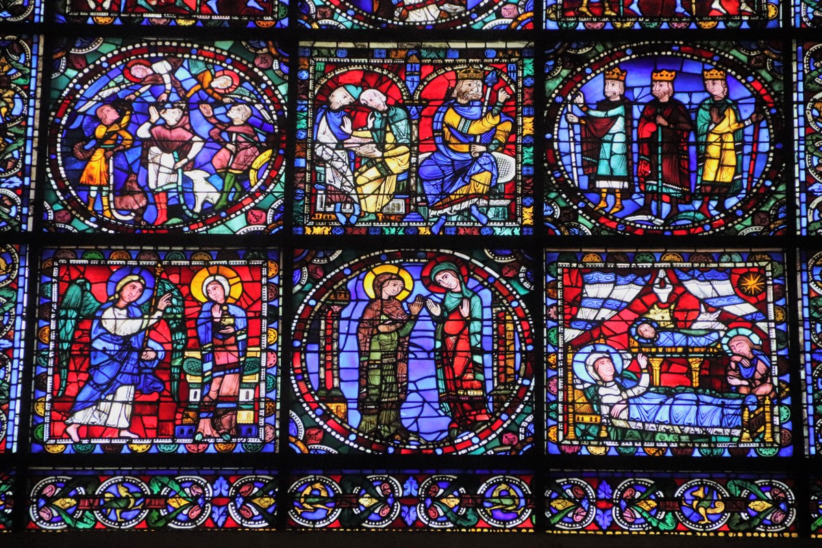 vitraux bleu Chartres