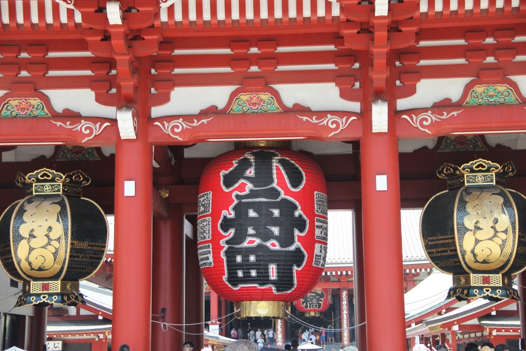 entree-temple-asakusa-tokyo