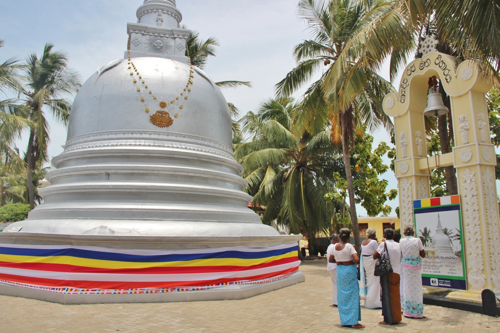 temple-bouddhiste-ile-jaffna