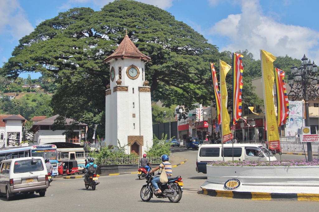 clocktower-kandy-sri-lanka