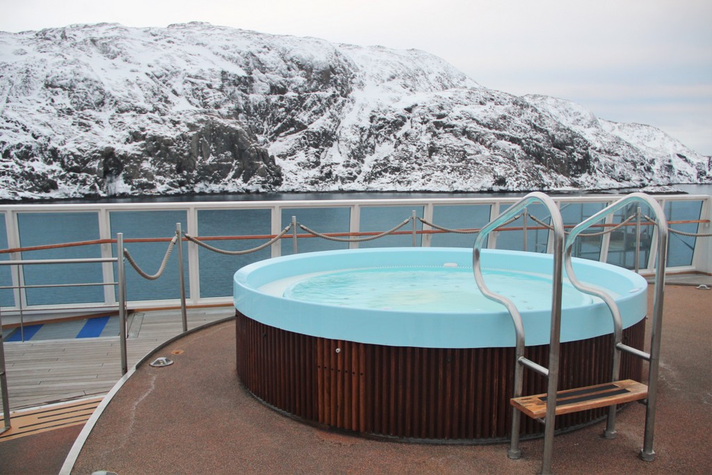 acuzzi-bateau-pont-hurtigruten