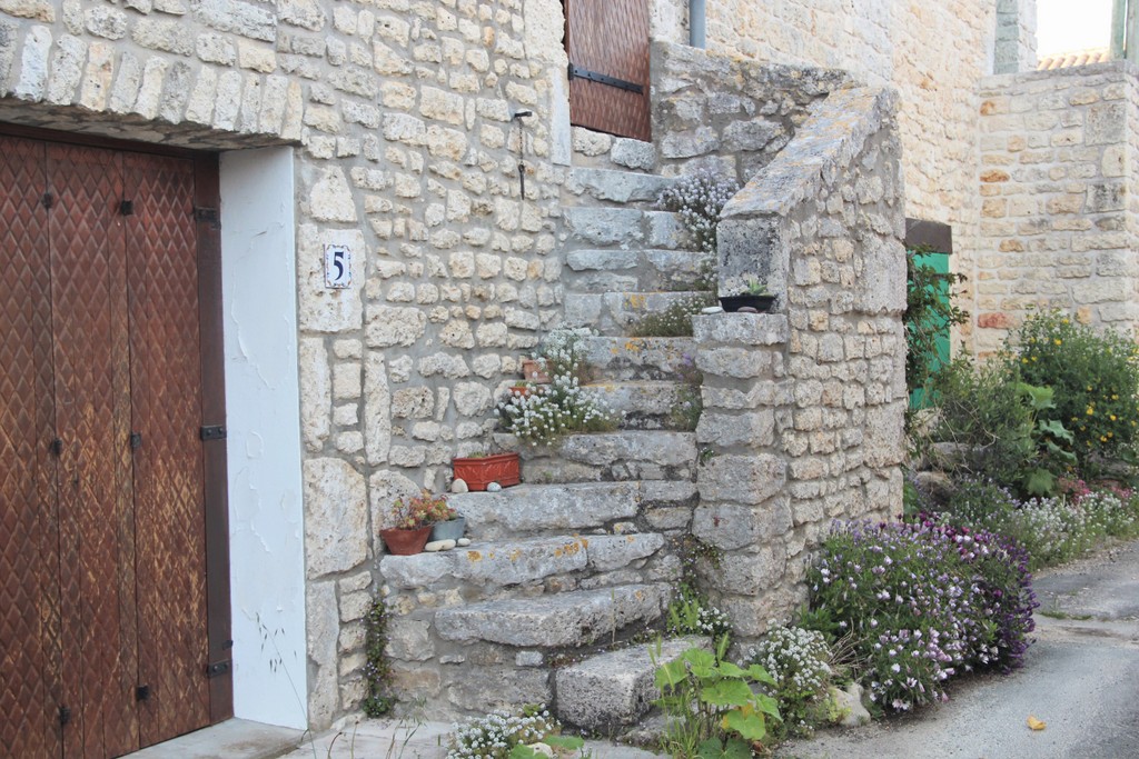 petit-escalier-pierre-oleron