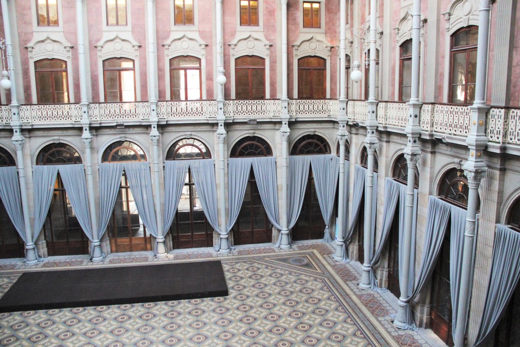 interieur-palais-bourse-porto-mylittleroad