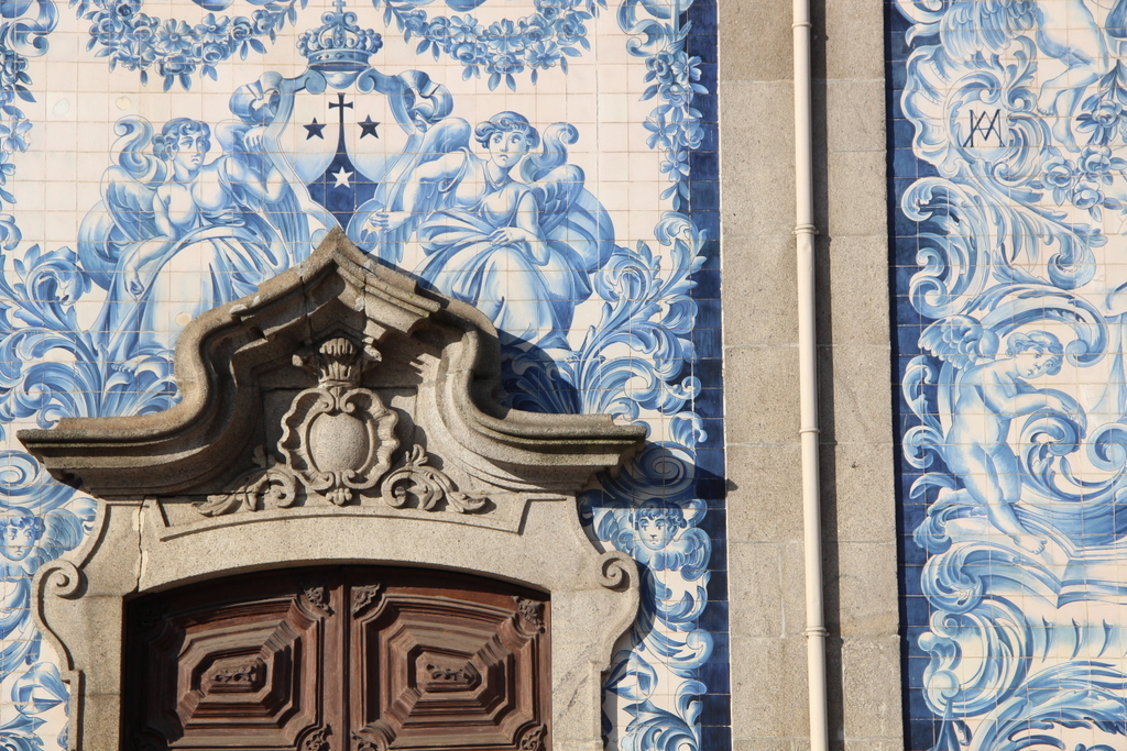 porte-eglise-azulejo-porto-mylittleroad