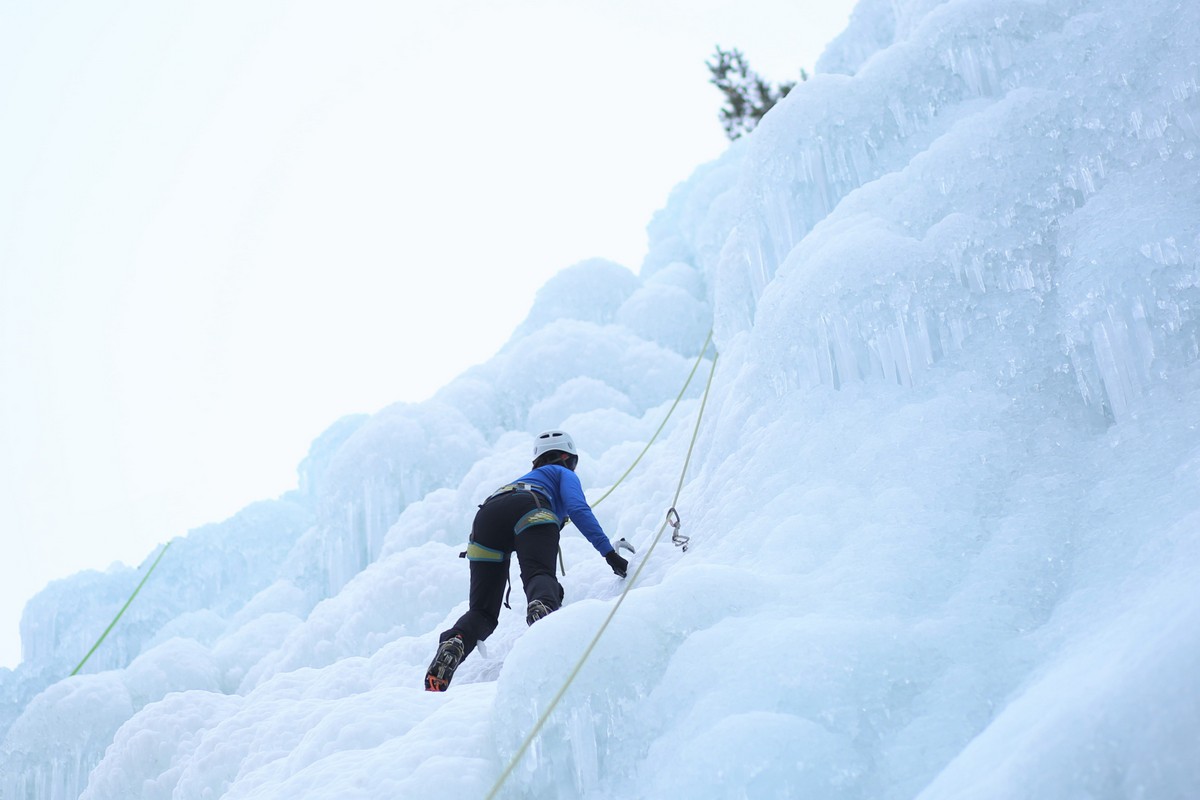 montee-escalade-glace-pays-ecrins-mylittleroad - Copie