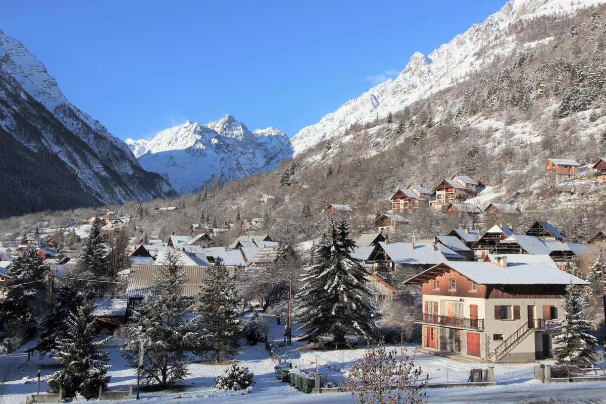 vue-chambre-edelweiss-vallouise-pays-ecrins-mylittleroad