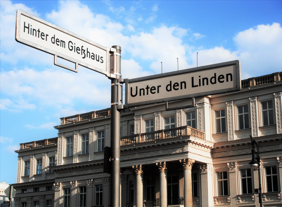 unterdenlindenberlinmylittleroad My Little Road