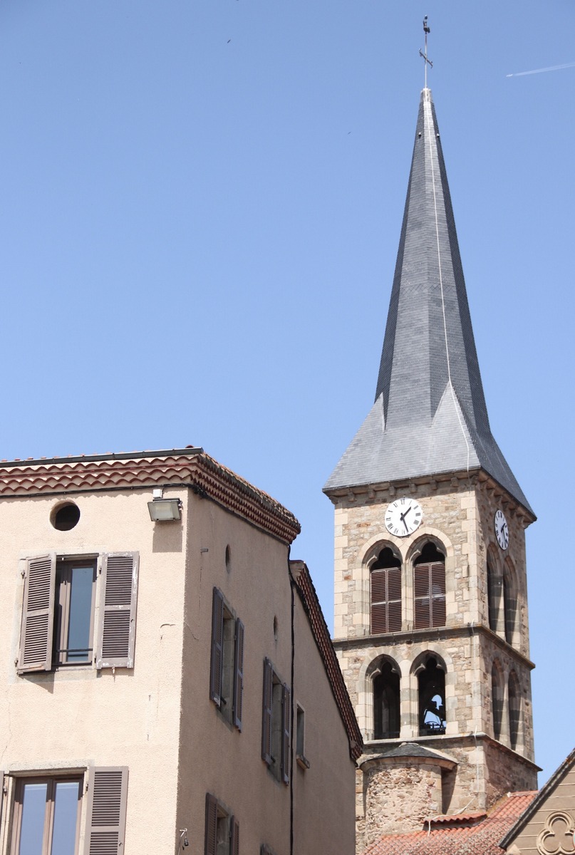 église Sauxillanges Auvergne
