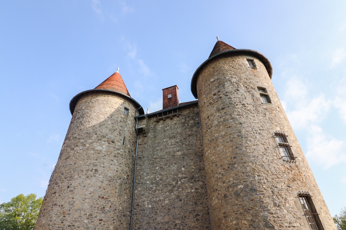 tour chateau Monfort Auvergne