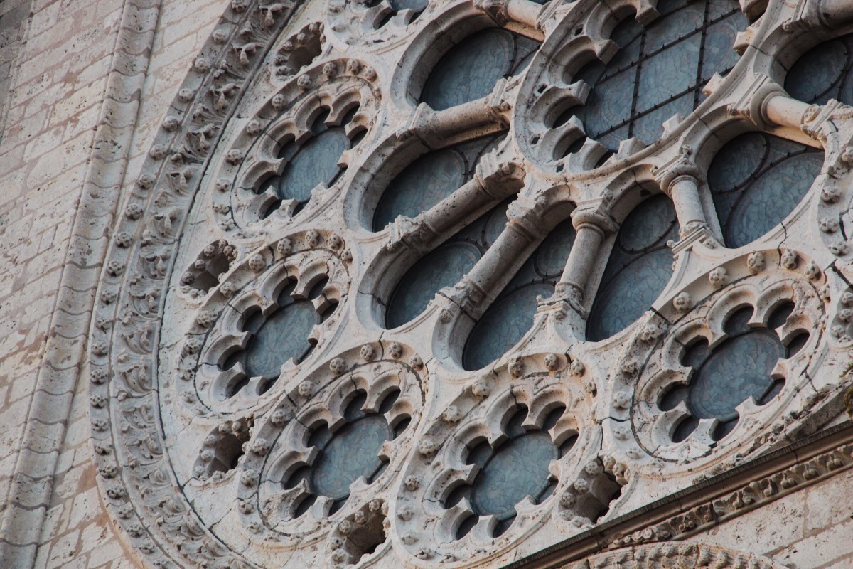 zoom rosace cathédrale de Chartres